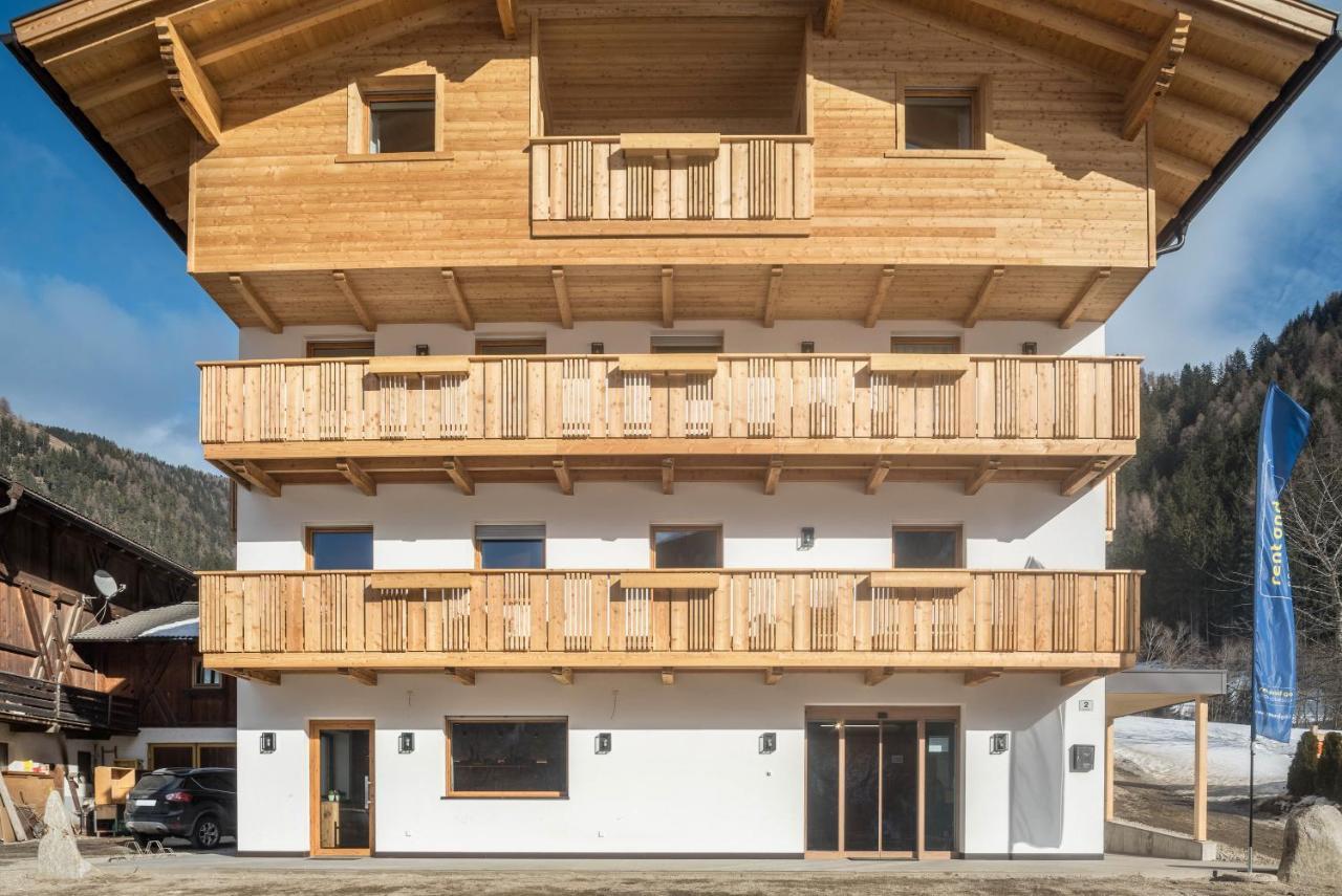 Balbeinhof Apt Hirsch Luson Luaran gambar