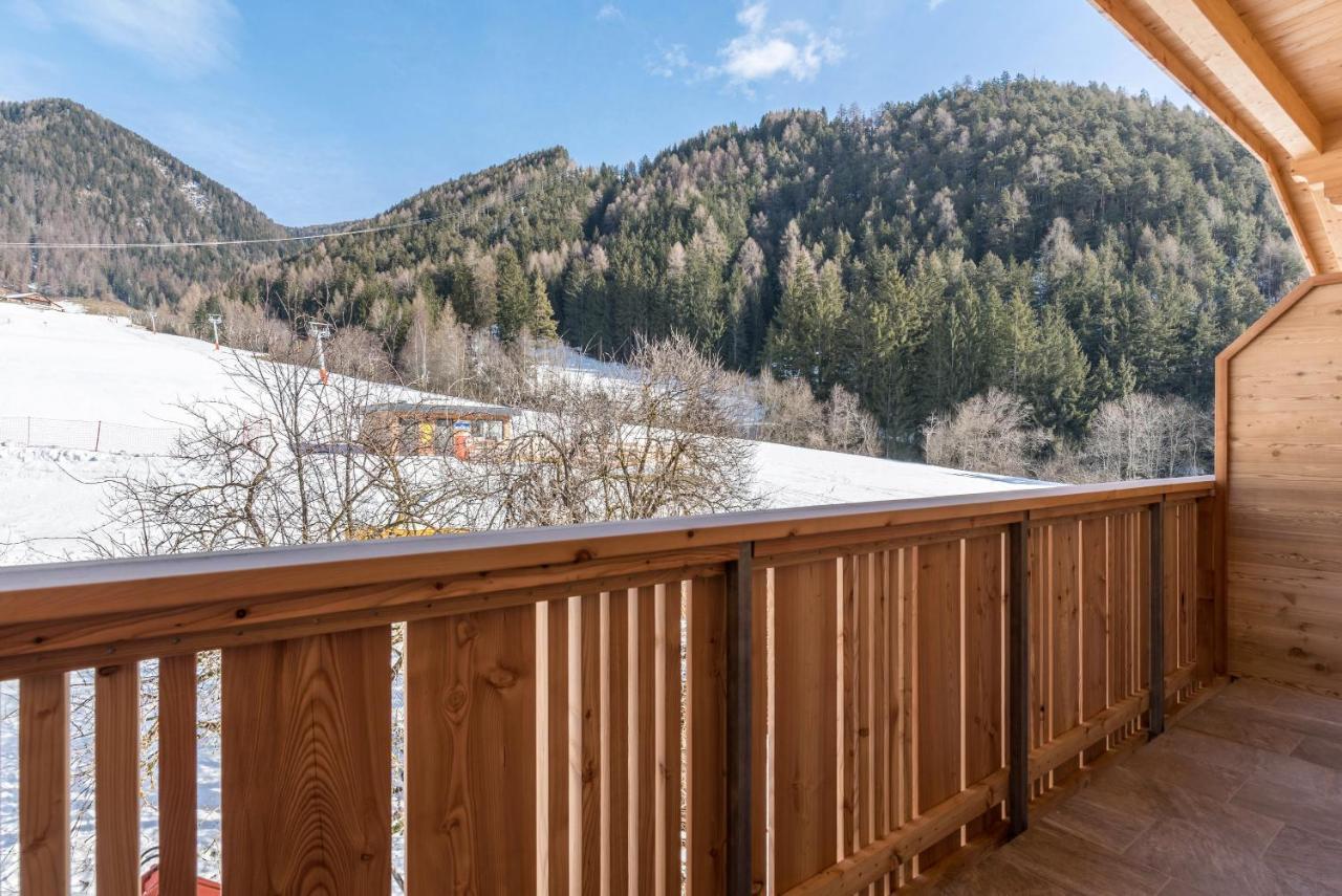 Balbeinhof Apt Hirsch Luson Luaran gambar