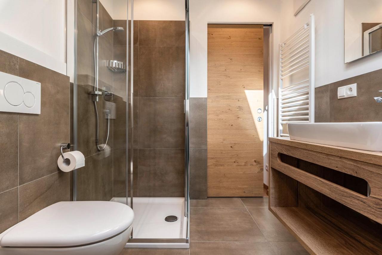 Balbeinhof Apt Hirsch Luson Luaran gambar