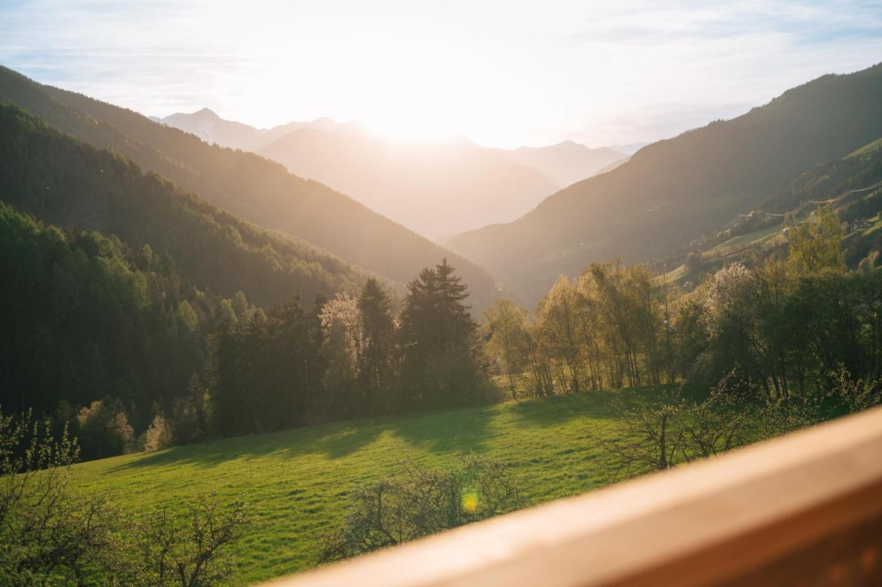 Balbeinhof Apt Hirsch Luson Luaran gambar
